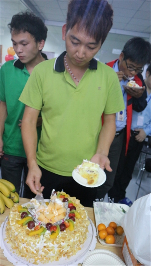 鼎力薄膜員工生日祝福丨在奮斗的時(shí)光里，感恩有你們！